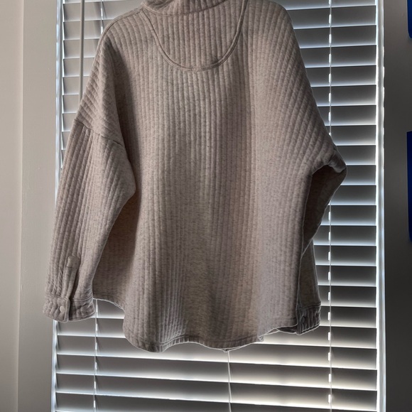 Offline Sweater - Picture 3 of 6